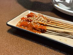-曼听小寨海鲜烧烤·大连辣炒大王(盖州街店)