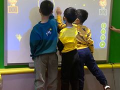 -联恩国际儿童教育·幼小衔接·少儿英语·托管班(远洋未来中心店)