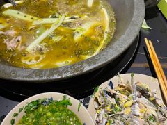 -石锅苗苗鱼(武汉首店)