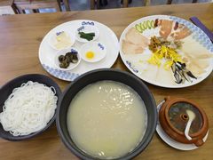 -桥香园云南过桥米线(红龙井店)