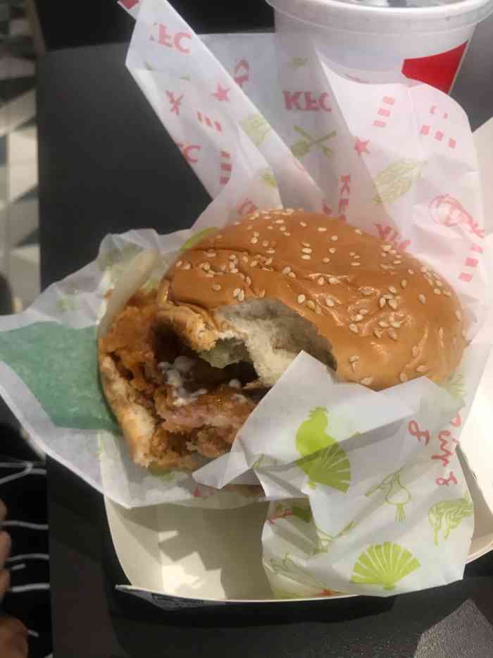 肯德基(金渝路店)-"快餐界的老大!快餐的定义是什么04?不.