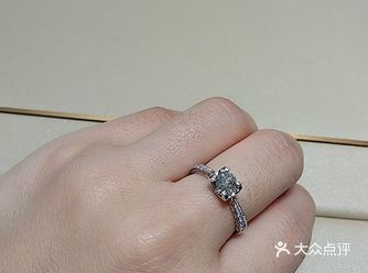 看一眼就喜欢的钻戒—莱绅通灵