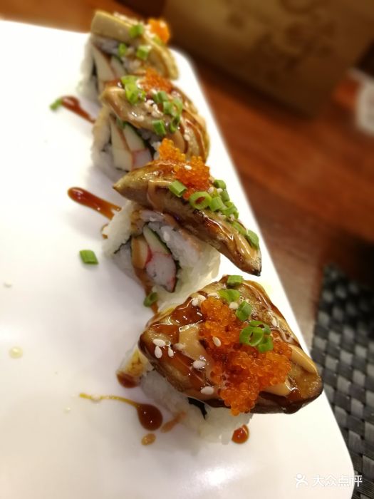 兄弟船刺身(汇锦广场店)炙烧鹅肝卷图片