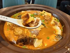 金陵后厨鱼头泡饼-金陵后厨·南京菜(新街口秣陵路店)