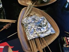 -何师烧烤Pro ·江湖川菜·小龙虾·精酿(太古里旗舰店)