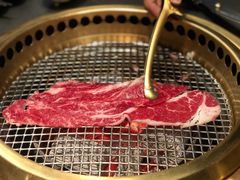 -铭牛烧肉·和牛海鲜自助(高新月牙湖店)