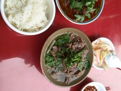 -谢老五跷脚牛肉·非遗传承店