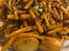 -邑金陵北京烤鸭店·现炒家常菜(ITC MALL店)
