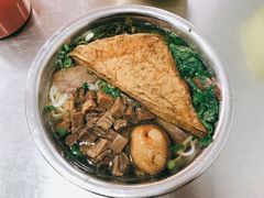 -花溪牛肉粉(八鸽岩店)