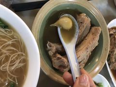 -黄亚细肉骨茶(仰光路店)