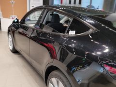 -TESLA 特斯拉(上海太古汇体验店)