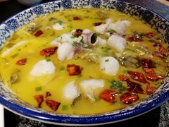 酸菜鱼片-老苏州芳和园茶酒楼  传统苏帮菜(观前店)
