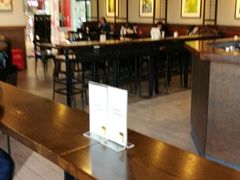 大堂-星巴克(南通世茂广场店)