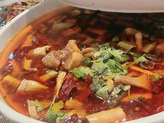 -厨神老街兔·淳朴人家店(盐帮菜风味名店)