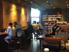 大堂-星巴克(天津滨海国际机场1店)
