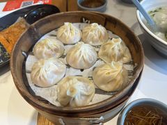 蟹粉小笼包-馋三尺蟹粉小笼(人民广场店)