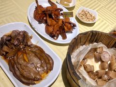 招牌烤乳鸽-石岐佬中山菜馆(张溪店)