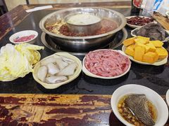 -储奇门鳝鱼火锅(总店)