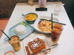 咖喱滑鸡饭-柠檬树茶餐厅(海雅缤纷城店)