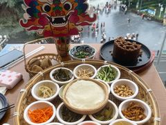 -包整·丝娃娃(一览甲秀楼风景店)