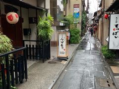 -牛カツ京都勝牛(河原町蛸薬師店)