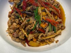爆炒鸡肉-湖南别院·美学庭院餐厅(惠阳店)