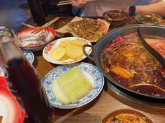 -萍姐火锅·公路夜市(武汉首店)