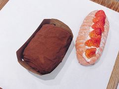 -巴黎贝甜(大宁国际商业广场店)