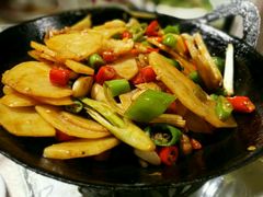 -阿三鱼头泡饼·家常菜