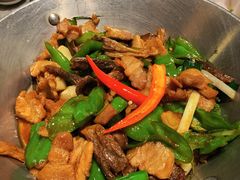 -渔语鱼新川菜Bistro(万象天地店)
