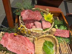 -山川小町·极番烧肉(新地假日广场店)