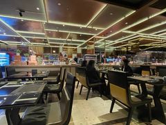 -大中华希尔顿酒店-念自助餐·嗨啤·小龙虾