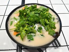 -肥汁米蘭香港米线(长宁来福士店)