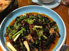 -有红鸡毛店·川菜(建设路店)