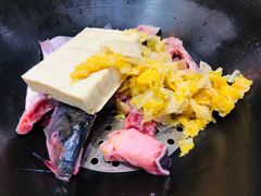 -老刘生态大鱼坊铁锅炖鱼(赛马场店)