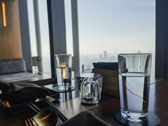 -FLAIR顶层餐厅酒吧(浦东丽思卡尔顿酒店)