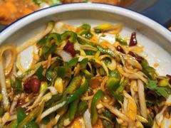 -山河屯铁锅炖(哈西站店)