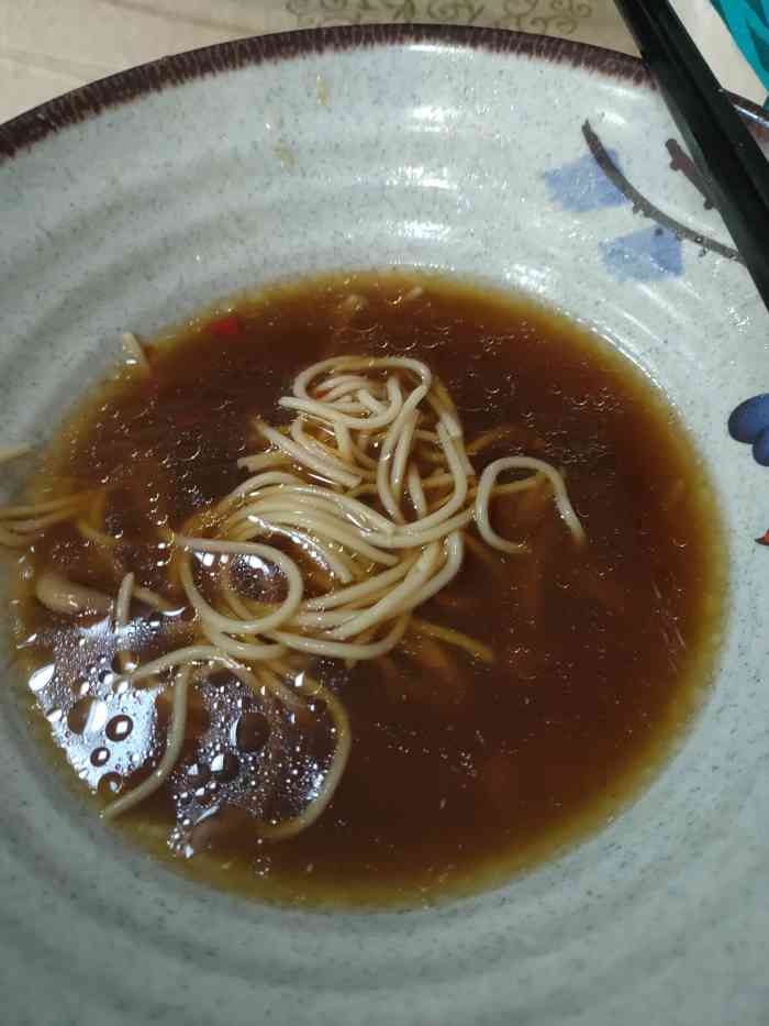 打分 玉佛寺的罗汉面真的没话说实在是太好吃了,宝宝老婆饭量小但是也