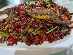 -汉水缘鲜鱼庄(黄雁村店)