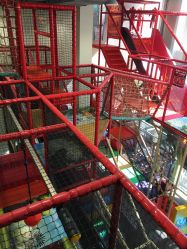 -玩元素·家庭游乐成长中心(香格里拉店)