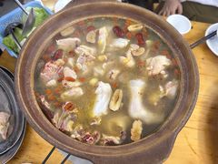 -威邵鸡煲(西华路总店)