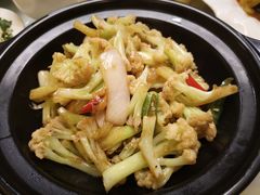 -喜乐餐厅•灯笼虾球首创者•本地小海鲜(二马路店)