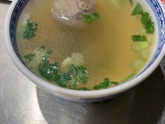 -潮界(LU·ONE凯德晶萃广场店)