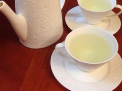 -燕庭·纯燕窝·甜品下午茶(南京西路店)
