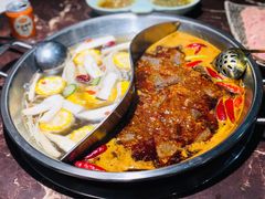 菌香鸳鸯锅-晓宇重庆火锅(赛格国际购物中心店)