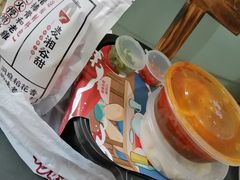 -呷佬·长沙手工米粉(金沙江路店)