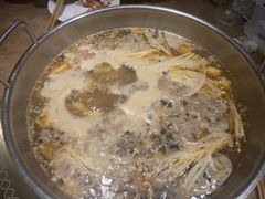 -七欣天香辣蟹火锅(上海银亿滨江店)
