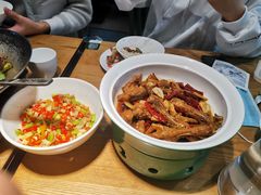 -费大厨辣椒炒肉(万家丽一店)