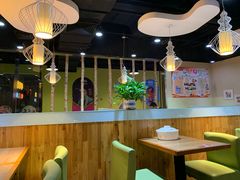 大堂-姥姥家春饼店(佳亿时尚广场店)