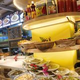 本地饭馆，食材味道硬才站得住